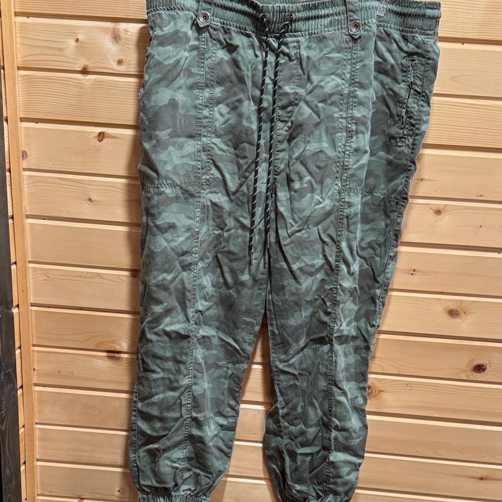 Women's Green Camouflage Cargo Pants